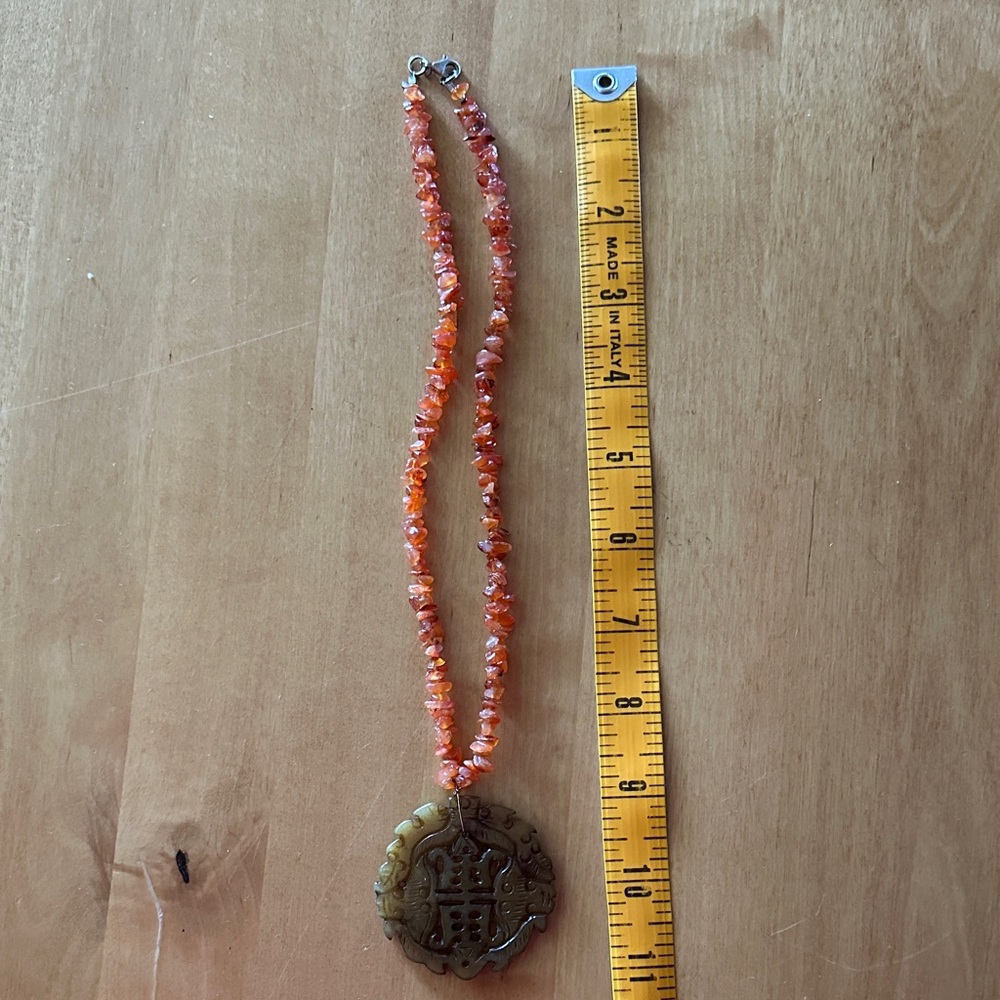 Amber Beaded Necklace with Artistic Pendant - Picture 4 of 4